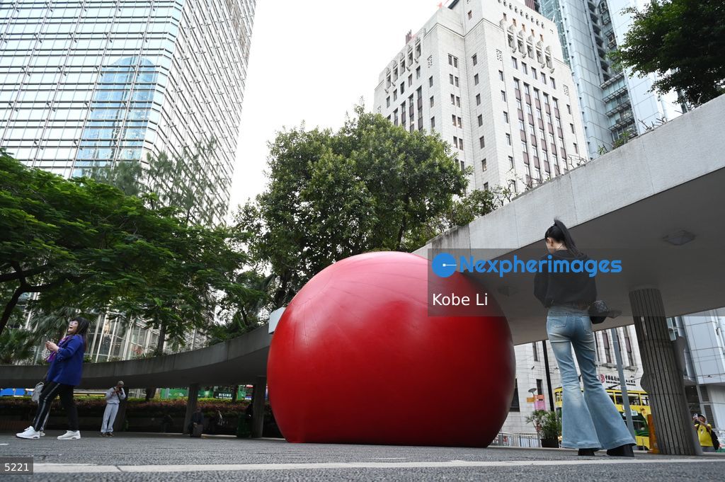 RedBall in Central