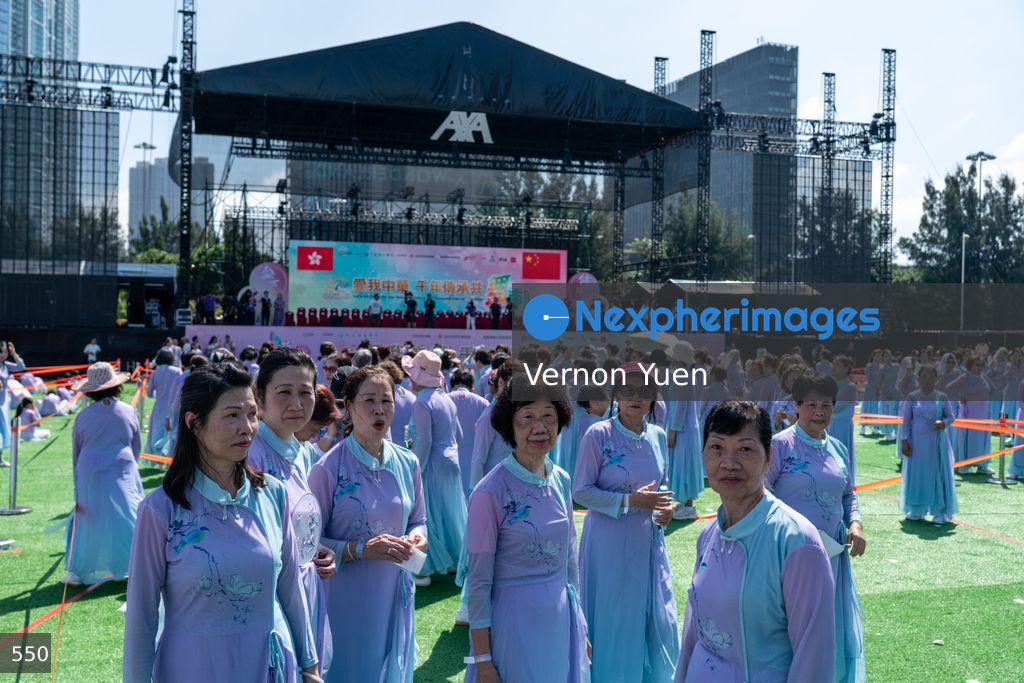 Hong Kong Outdoor Dance Performance to Mark China National Day