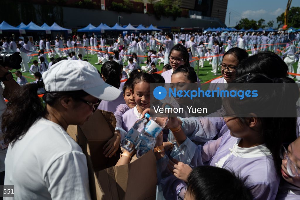 Hong Kong Outdoor Dance Performance to Mark China National Day