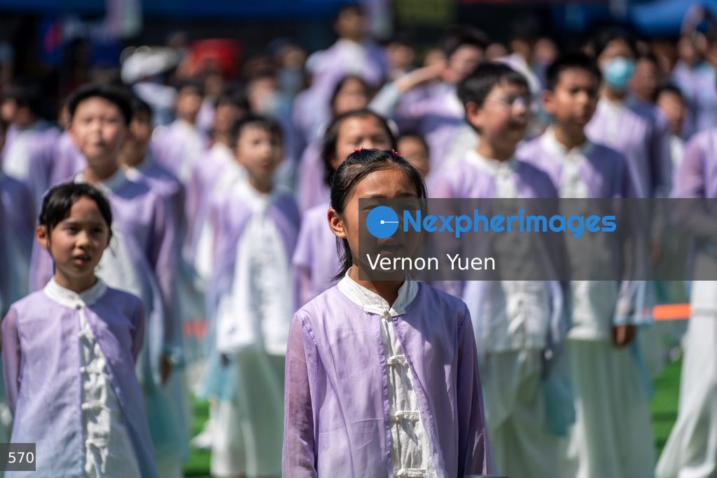 Hong Kong Outdoor Dance Performance to Mark China National Day