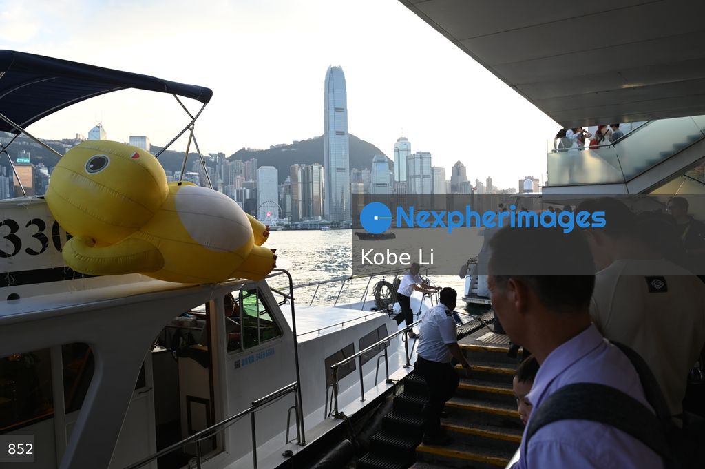 Chinese tourists travel to Hong Kong during national day holiday
