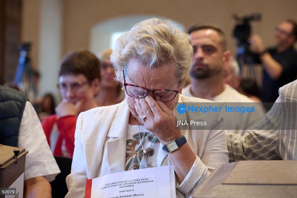 PAMPLONA, NAVARRE, SPAIN, SEPTEMBER 14, 2026: Relatives of Jesús Esteban Muñoz and Gerardo Gómez Lorenzo receive their remains during a ceremony at the Rozalejo Memory and Coexistence Centre in Pamplona. The two men were killed in 1937 after escaping from the San Cristóbal prison fortress during the Spanish Civil War. Their remains were recovered during exhumations in 2017 and 2018 and later identified through the Government of Navarre’s DNA database. Relatives, memorial associations and forensic experts attended the ceremony. Photo by Unai Beroiz / JNA Press. (Photo by Unai Beroiz/JNA Press via Nexpher Images)