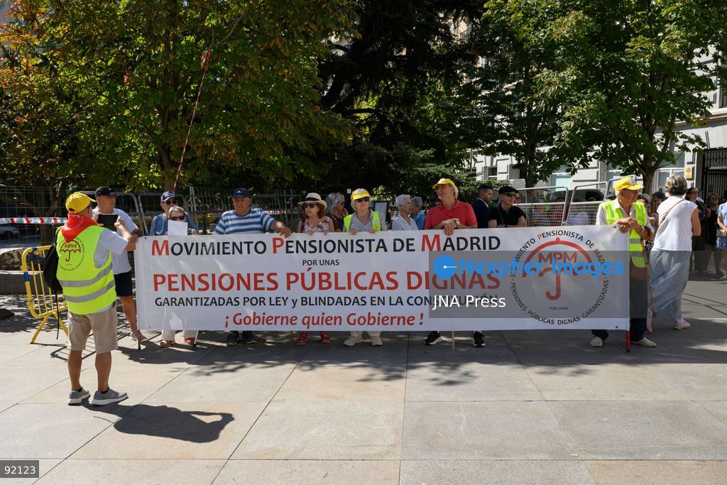 MADRID, SPAIN, SEPTEMBER 14, 2026: Pensioners gather outside the Congress of Deputies in Madrid during a demonstration calling for the protection of Spain’s public pension system. The rally was organized by the Madrid Pensioners’ Movement. Photo by Tomas Calle / JNA Press. (Photo by Tomas Calle/JNA Press via Nexpher Images)