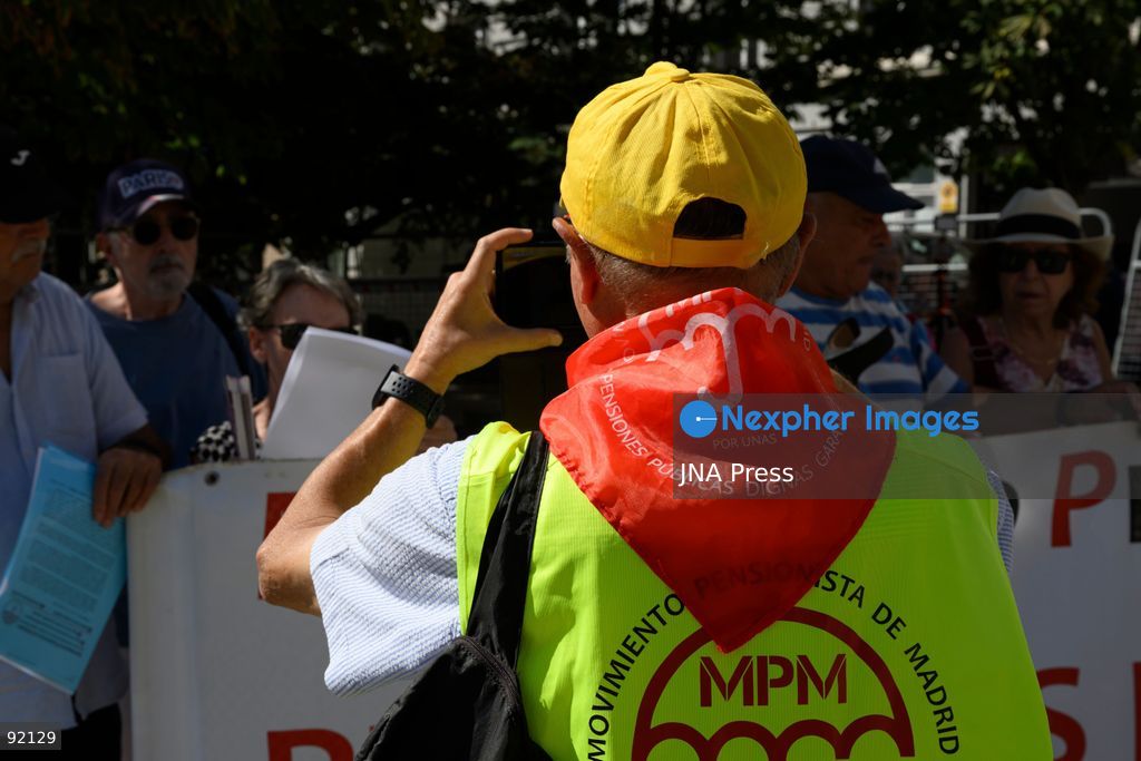 MADRID, SPAIN, SEPTEMBER 14, 2026: Pensioners gather outside the Congress of Deputies in Madrid during a demonstration calling for the protection of Spain’s public pension system. The rally was organized by the Madrid Pensioners’ Movement. Photo by Tomas Calle / JNA Press. (Photo by Tomas Calle/JNA Press via Nexpher Images)