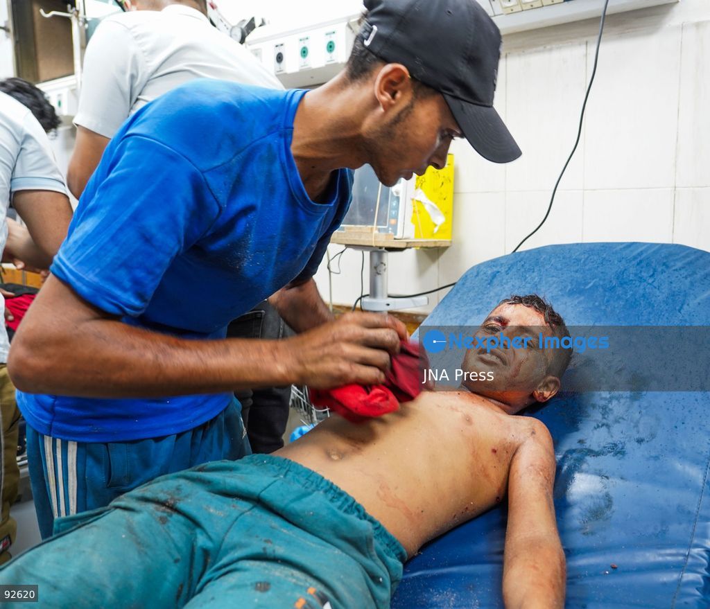 KHAN YOUNIS, GAZA STRIP, PALESTINE, SEPTEMBER 15, 2026: The bodies of two Palestinians and a number of wounded people, including children, arrive at Nasser Medical Complex following a reported Israeli strike on tents housing displaced Palestinians at Al-Sumoud camp west of Khan Younis in the southern Gaza Strip. Photo by Ramzi Abu Amer / JNA Press. (Photo by Ramzi Abu Amer/JNA Press via Nexpher Images)