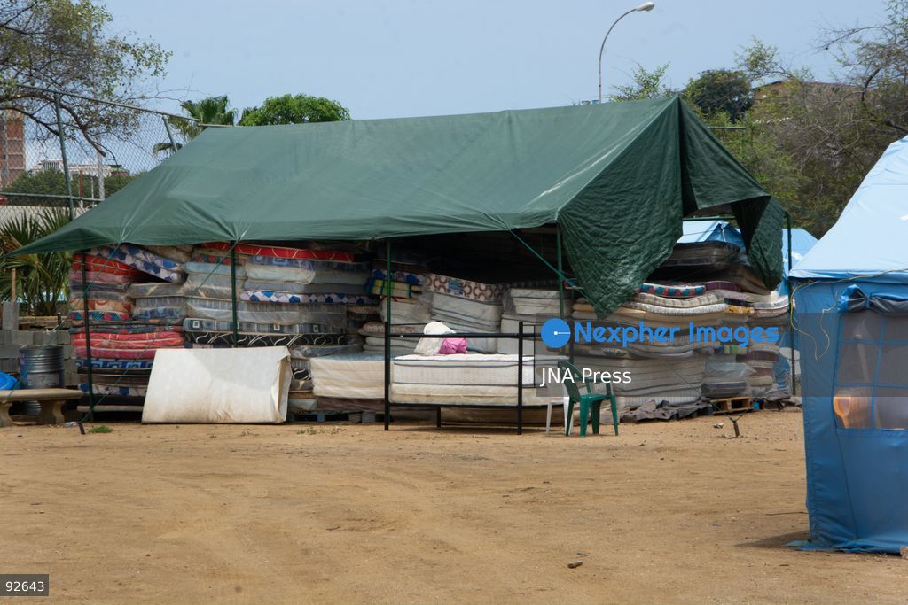LA GUAIRA, VENEZUELA, SEPTEMBER 12, 2026: Residents displaced by earthquakes remain in transitional camps in La Guaira more than two months after the disaster. The facilities provide basic services including restrooms, showers, laundry areas and internet access, while some residents have established small stalls selling food and other goods as daily and commercial activity develops within the temporary settlements. Photo by Franyer Nieves/ JNA Press. (Photo by Franyer Nieves (Babel)/JNA Press via Nexpher Images)