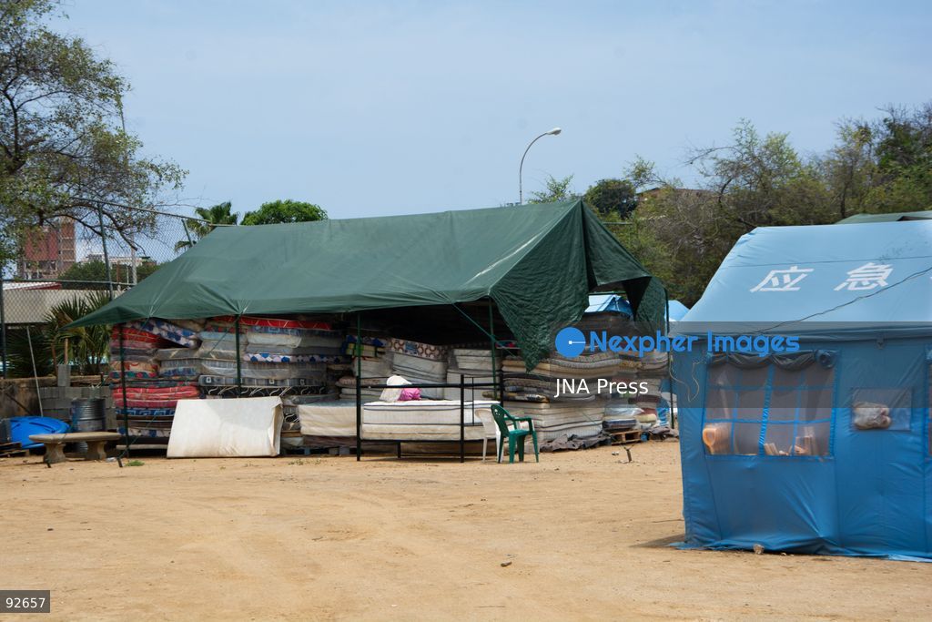 LA GUAIRA, VENEZUELA, SEPTEMBER 12, 2026: Residents displaced by earthquakes remain in transitional camps in La Guaira more than two months after the disaster. The facilities provide basic services including restrooms, showers, laundry areas and internet access, while some residents have established small stalls selling food and other goods as daily and commercial activity develops within the temporary settlements. Photo by Franyer Nieves/ JNA Press. (Photo by Franyer Nieves (Babel)/JNA Press via Nexpher Images)