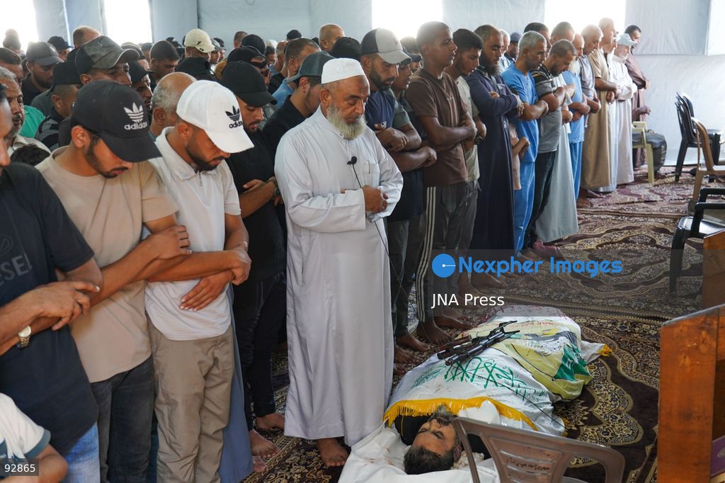KHAN YOUNIS, GAZA STRIP, PALESTINE, SEPTEMBER 16, 2026: Mourners attend the funeral of Nael Abu Obeid in Khan Younis in the southern Gaza Strip. Abu Obeid was identified by Palestinian sources as a commander in the Al-Qassam Brigades, the armed wing of Hamas. Photo by Ramzi Abu Amer / JNA Press. (Photo by Ramzi Abu Amer/JNA Press via Nexpher Images)