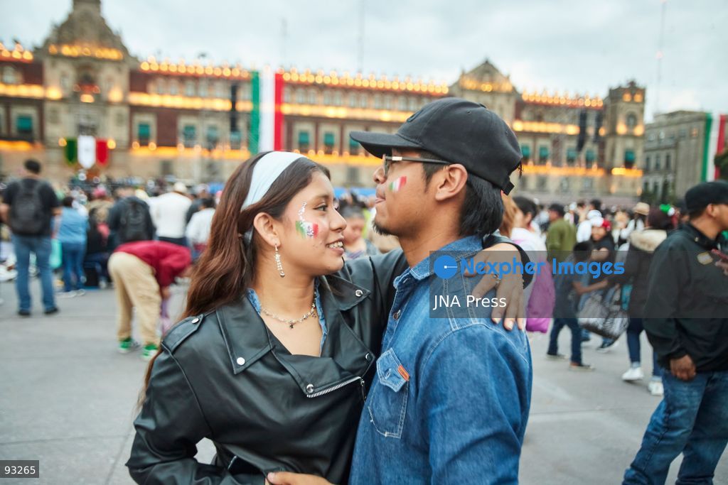 MEXICO CITY, MEXICO, SEPTEMBER 15, 2026: Thousands of people gather at the Zócalo in Mexico City as President Claudia Sheinbaum delivers the traditional Grito de Independencia from the National Palace, marking the anniversary of the start of Mexico’s War of Independence. The annual ceremony takes place on the eve of Mexican Independence Day. Photo by Juan Pérez / JNA Press. (Photo by Juan Perez Puente/JNA Press via Nexpher Images)