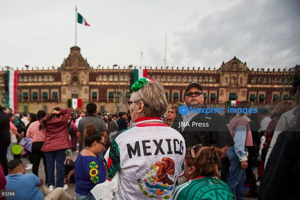 MEXICO CITY, MEXICO, SEPTEMBER 15, 2026: Thousands of people gather at the Zócalo in Mexico City as President Claudia Sheinbaum delivers the traditional Grito de Independencia from the National Palace, marking the anniversary of the start of Mexico’s War of Independence. The annual ceremony takes place on the eve of Mexican Independence Day. Photo by Juan Pérez / JNA Press. (Photo by Juan Perez Puente/JNA Press via Nexpher Images)