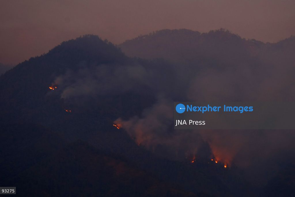 MALANG, EAST JAVA, INDONESIA, SEPTEMBER 16, 2026: Hotspots from a forest fire on Mount Kawi are visible from Malang, East Java. The fire has been burning in the mountainous area since September 1, affecting forest and vegetation on the slopes. Photo by Hayu Yudha Prabowo / JNA Press. (Photo by Hayu Yudha Prabowo/JNA Press via Nexpher Images)