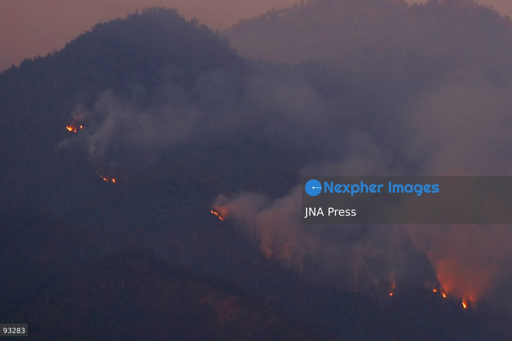 MALANG, EAST JAVA, INDONESIA, SEPTEMBER 16, 2026: Hotspots from a forest fire on Mount Kawi are visible from Malang, East Java. The fire has been burning in the mountainous area since September 1, affecting forest and vegetation on the slopes. Photo by Hayu Yudha Prabowo / JNA Press. (Photo by Hayu Yudha Prabowo/JNA Press via Nexpher Images)