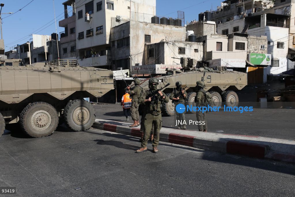 NABLUS, OCCUPIED WEST BANK, SEPTEMBER 17, 2026: Israeli troops move along a street during a military operation in Ein Beit al-Ma refugee camp, west of Nablus in the occupied West Bank. Photo by Nedal Shtieh / JNA Press. (Photo by Nedal Shtieh/JNA Press via Nexpher Images)