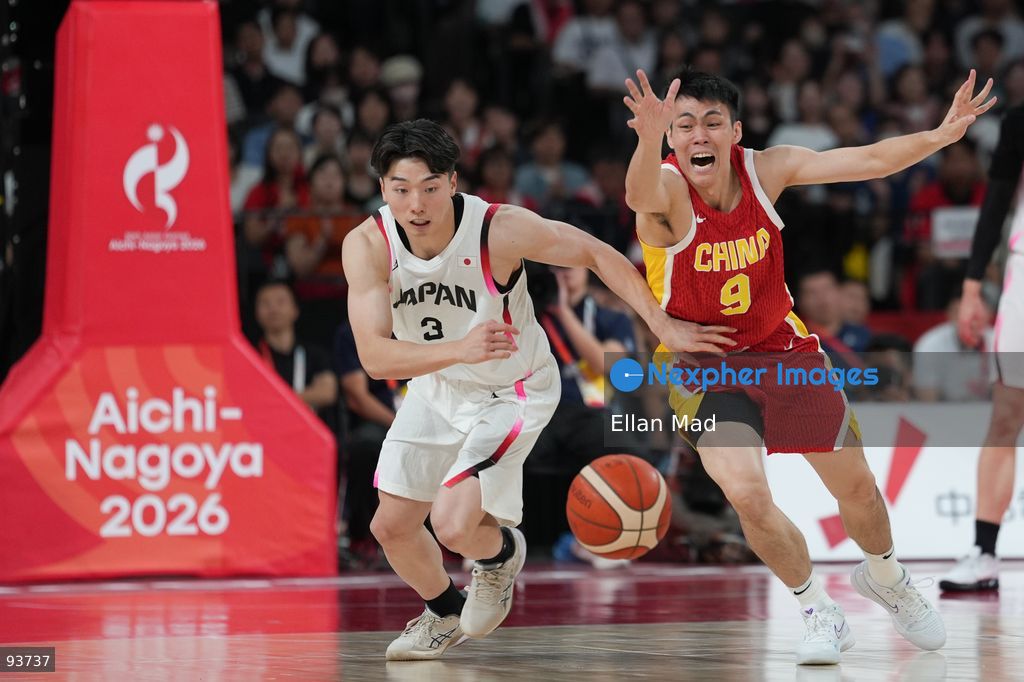 TOP PICS - Kotetsu Kurokawa of team Japan and Pang Zhenglin of team china during the Japan vs China Semi Finals Basketball game at the 2026 Asian Games on September 18, 2026 in Nagoya, Japan. (Photo by Ellan Mad/Nexpher Images)