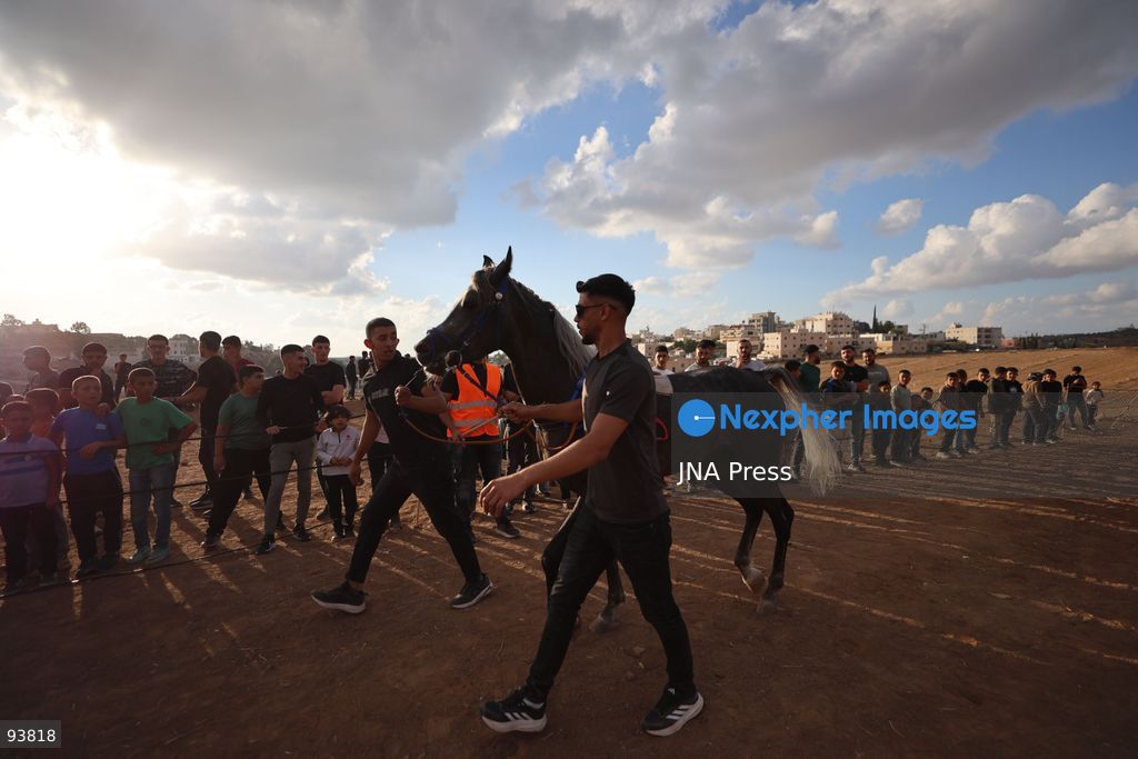AL-MAJD, HEBRON, OCCUPIED WEST BANK, SEPTEMBER 18, 2026: Palestinian riders compete in a race featuring purebred Arabian horses in the village of Al-Majd, near Dura, south of Hebron, as local equestrian activities resume following a suspension during the war in Gaza. Photo by Mosab Shawer / JNA Press. (Photo by Mosab shawer/JNA Press via Nexpher Images)