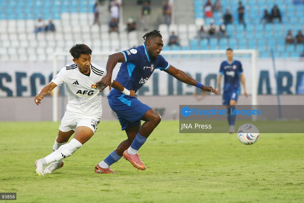 MALANG, EAST JAVA, INDONESIA, SEPTEMBER 18, 2026: Arema FC defender Landis, right, battles for the ball with Persik Kediri defender I Garcia Andhika during their Indonesia Super League match at Kanjuruhan Stadium in Malang, East Java. Arema FC and Persik Kediri played to a 1-1 draw. Photo by Hayu Yudha Prabowo / JNA Press. (Photo by Hayu Yudha Prabowo/JNA Press via Nexpher Images)