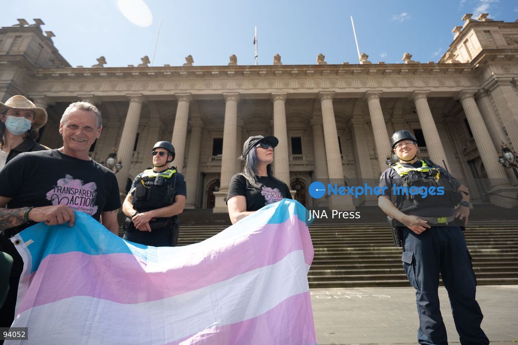 MELBOURNE, AUSTRALIA, SEPTEMBER 19, 2026: Police separate opposing groups during demonstrations outside the Parliament of Victoria in Melbourne, where a group describing itself as a women’s rights movement gathered to oppose legal protections for transgender people and was met by transgender rights counter-protesters. Tensions escalated when Avi Yemini of the right-wing outlet Rebel News approached the counter-protest and became involved in a confrontation with demonstrators before police intervened and separated those involved. Photo by Gwendolyn Dilon / JNA Press. (Photo by Gwendolyn Dillon/JNA Press via Nexpher Images)
