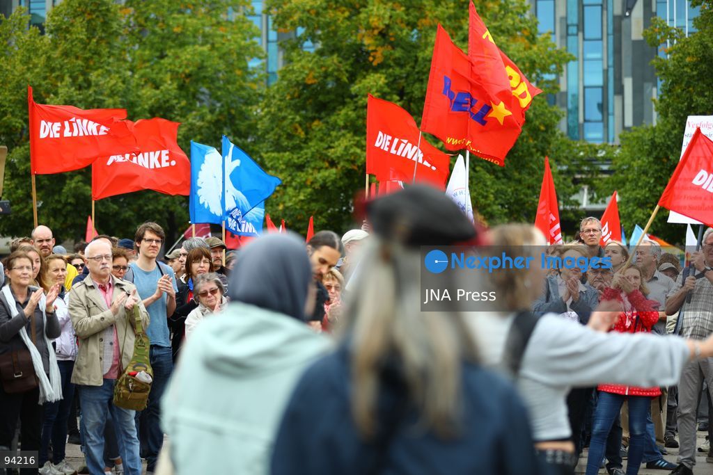 LEIPZIG, GERMANY, SEPTEMBER 19, 2026: Demonstrators march through central Leipzig during a protest against plans by U.S. defense company Covenant to establish a missile production facility in the north of the city. The demonstration, organized by the “Keine Raketenfabrik in Leipzig” alliance, began at Augustusplatz and called for the planned defense production to be stopped. Covenant plans to begin producing its Anthem long-range cruise missiles in Leipzig in 2027. Photo by David Vexelman / JNA Press. (Photo by David Vexelman/JNA Press via Nexpher Images)