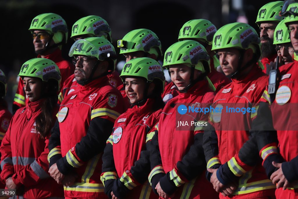 MEXICO CITY, MEXICO, SEPTEMBER 19, 2026: Mexican President Claudia Sheinbaum presides over a ceremony at the Zócalo in Mexico City as the national flag is raised to half-staff in memory of the victims of the September 19 earthquakes of 1985 and 2017. The ceremony included military honors and a moment of silence for those killed in the disasters. Photo by Carlos Santiago / JNA Press. (Photo by Carlos Santiago/JNA Press via Nexpher Images)