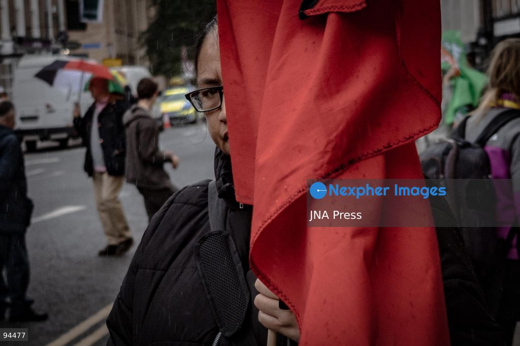 DUBLIN, IRELAND, SEPTEMBER 19, 2026: Protesters march from the Garden of Remembrance to Leinster House in Dublin during a demonstration calling for government action on Ireland’s housing and cost-of-living pressures ahead of Budget 2027. Trade unions, political groups and community organizations joined the protest, calling for measures addressing housing costs, wages, energy prices and other household expenses. Photo by Nadia Caimi / JNA Press (Photo by Nadia Caimi/JNA Press via Nexpher Images)