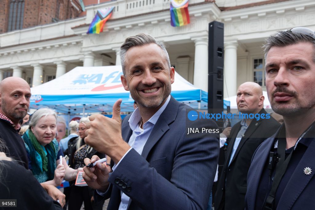 SCHWERIN, GERMANY, SEPTEMBER 19, 2026: AfD politicians Leif-Erik Holm, Ulrich Siegmund and Petra Federau attend the party’s final campaign rally in Schwerin ahead of the Mecklenburg-Vorpommern state election on September 20. Party supporters gathered for the closing campaign event, while demonstrators opposed to the far-right AfD held a counter-protest nearby. Photo by Somaya Abdelrahman / JNA Press. (Photo by Somaya Abdelrahman/JNA Press via Nexpher Images)