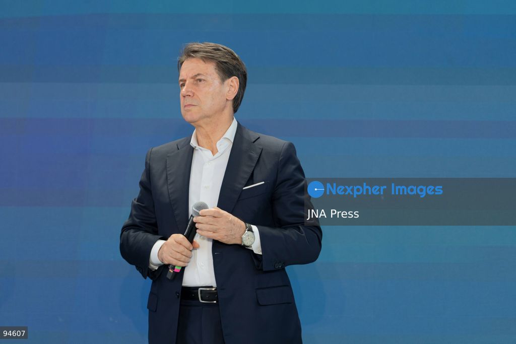 MILAN, ITALY, SEPTEMBER 19, 2026: Giuseppe Conte, leader of Italy’s Five Star Movement and former prime minister, addresses the movement’s “Nova – Parola all’Italia” assembly in Milan. Conte called for efforts to pursue peace and reiterated his opposition to increased military spending and continued weapons shipments to Ukraine, saying that weapons push peace further away. The position on military aid to Kyiv remains a point of disagreement between the Five Star Movement and its potential center-left coalition partners, including the Democratic Party. Photo by Calogero Russo/ JNA Press. (Photo by calogero russo/JNA Press via Nexpher Images)