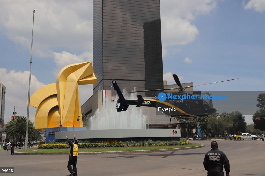 Rescuers taking part in the national drill in Mexico City, based on a scenario involving a 7.7-magnitude earthquake with its epicenter in Tehuacán, Puebla. on September 19, 2026, in Mexico City, Mexico. (Photo by Carlos Santiago/ Eyepix Group) (Photo by Carlos Santiago / Eyepix Group/Eyepix via Nexpher Images)