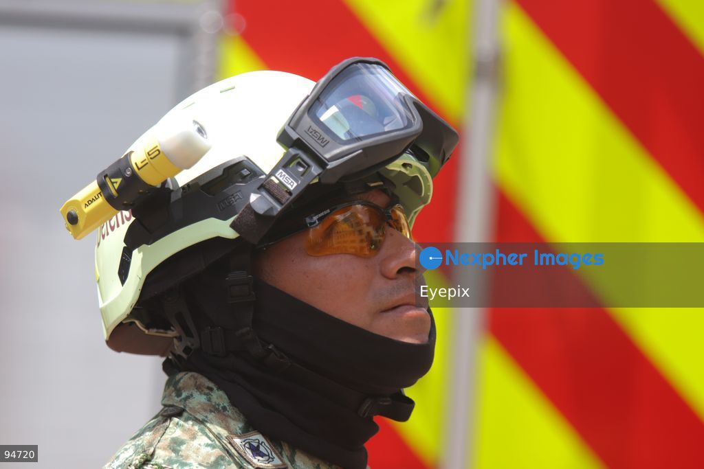 Rescuers taking part in the national drill in Mexico City, based on a scenario involving a 7.7-magnitude earthquake with its epicenter in Tehuacán, Puebla. on September 19, 2026, in Mexico City, Mexico. (Photo by Carlos Santiago/ Eyepix Group) (Photo by Carlos Santiago / Eyepix Group/Eyepix via Nexpher Images)