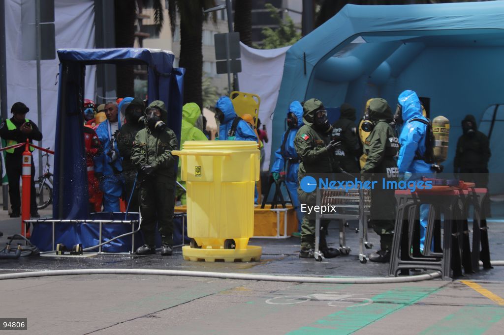 Rescuers taking part in the national drill in Mexico City, based on a scenario involving a 7.7-magnitude earthquake with its epicenter in Tehuacán, Puebla. on September 19, 2026, in Mexico City, Mexico. (Photo by Carlos Santiago/ Eyepix Group) (Photo by Carlos Santiago / Eyepix Group/Eyepix via Nexpher Images)