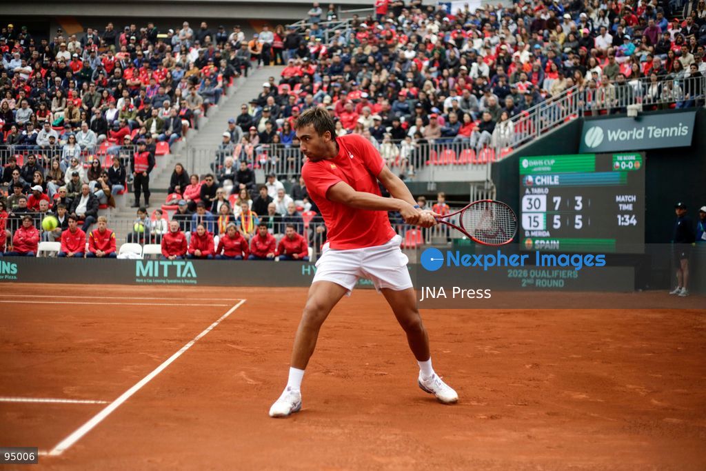 SANTIAGO, CHILE, SEPTEMBER 19, 2026: Players from Chile and Spain compete during their Davis Cup Qualifiers second-round tie at Court Central Anita Lizana in Santiago. Spain took a 2-0 lead after the opening day, with Daniel Mérida defeating Alejandro Tabilo 5-7, 6-3, 6-3 and Rafael Jódar beating Cristian Garín 6-0, 6-2. The winner of the tie will advance to the Davis Cup Final 8 in Bologna. Photo by Sebastian Silva / JNA Press. (Photo by Sebastian Silva/JNA Press via Nexpher Images)
