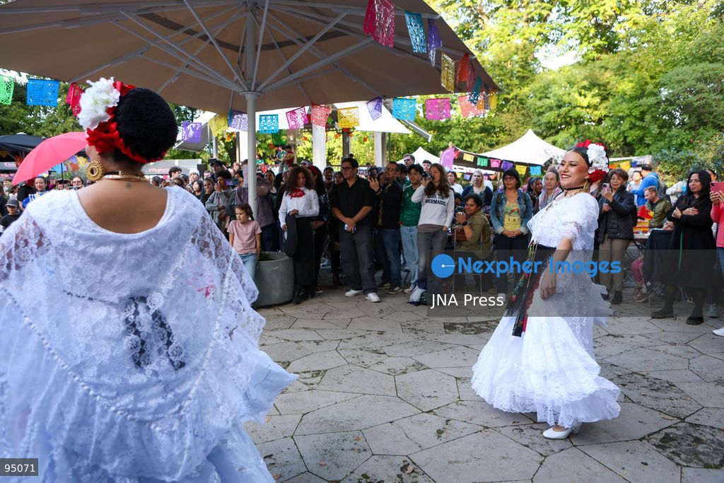 LEIPZIG, GERMANY, SEPTEMBER 19, 2026: Members of Leipzig’s Mexican community and visitors celebrate Mexico’s Independence Day at the Musikpavillon in Clara-Zetkin-Park. The cultural celebration featured live music, mariachi performances, traditional Mexican regional dances, food and activities for children, including piñata-making. Photo by Maria Castro / JNA Press. (Photo by Maria Castro/JNA Press via Nexpher Images)