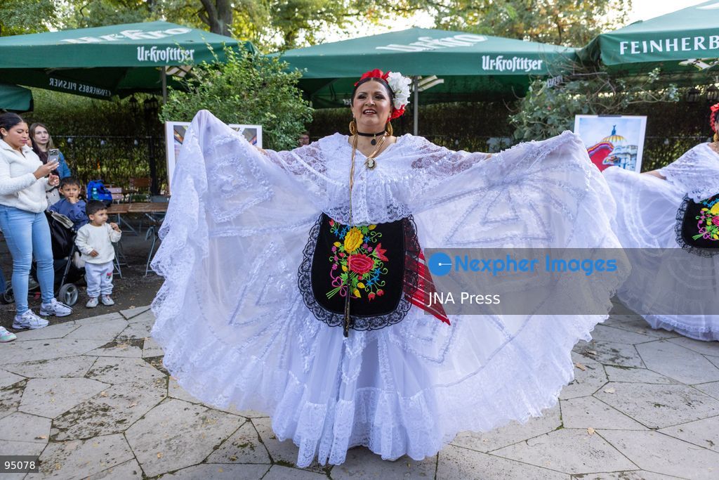LEIPZIG, GERMANY, SEPTEMBER 19, 2026: Members of Leipzig’s Mexican community and visitors celebrate Mexico’s Independence Day at the Musikpavillon in Clara-Zetkin-Park. The cultural celebration featured live music, mariachi performances, traditional Mexican regional dances, food and activities for children, including piñata-making. Photo by Maria Castro / JNA Press. (Photo by Maria Castro/JNA Press via Nexpher Images)
