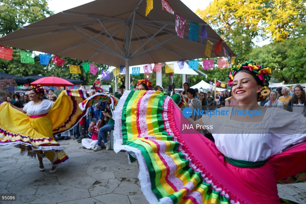 LEIPZIG, GERMANY, SEPTEMBER 19, 2026: Members of Leipzig’s Mexican community and visitors celebrate Mexico’s Independence Day at the Musikpavillon in Clara-Zetkin-Park. The cultural celebration featured live music, mariachi performances, traditional Mexican regional dances, food and activities for children, including piñata-making. Photo by Maria Castro / JNA Press. (Photo by Maria Castro/JNA Press via Nexpher Images)