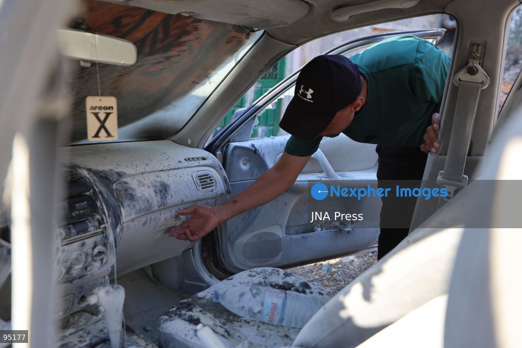 BEIT UMMAR, HEBRON, OCCUPIED WEST BANK, SEPTEMBER 20, 2026: Burned vehicles are seen following an attack by Israeli settlers in the town of Beit Ummar, north of Hebron. According to local sources, a Palestinian woman was injured and five vehicles were set on fire during the attack. Photo by Mosab Shawer / JNA Press. (Photo by Mosab shawer/JNA Press via Nexpher Images)