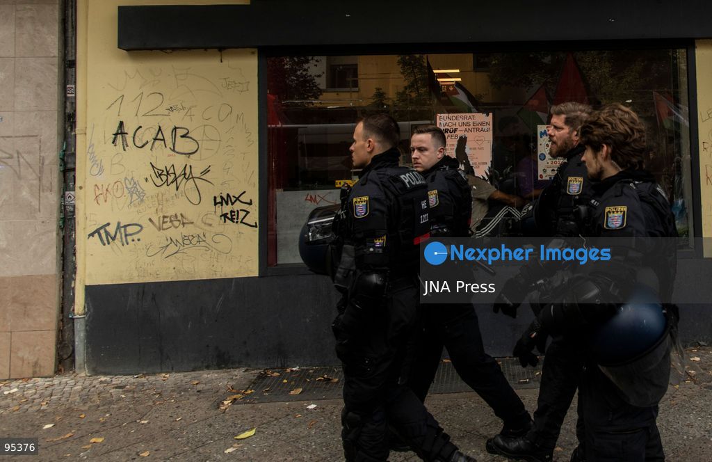 BERLIN, GERMANY, SEPTEMBER 19, 2026: Pro-Palestinian demonstrators march through Berlin’s Schöneberg district during a protest in solidarity with Palestinians and against Israel’s military actions. Organizers and participants called for an end to the war and accused Israel of genocide and ethnic cleansing in the occupied Palestinian territories. Around 400 people took part in the demonstration, according to the photographer. Photo by Andres Trujilo / JNA Press. (Photo by Andrés Trujillo/JNA Press via Nexpher Images)