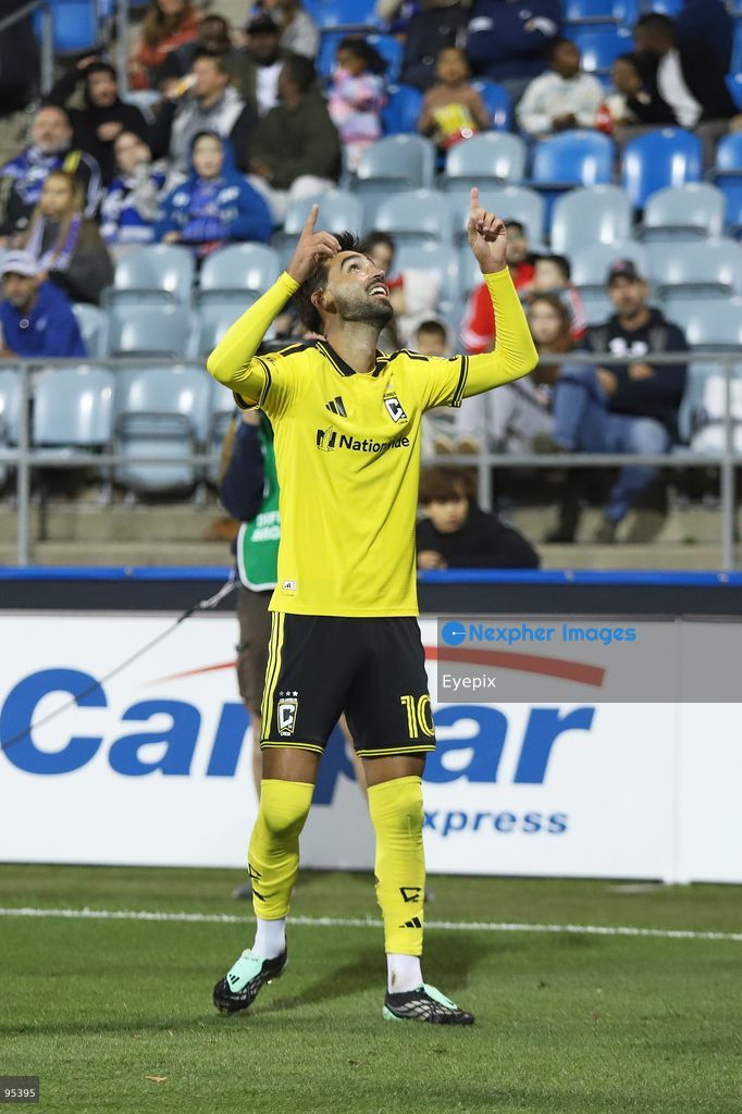 Brais Méndez #10 of Columbus Crew celebrating after scoring a goal during the match between CF Montreal and Columbus Crew at Saputo Stadium. on September 19, 2026 in Montreal, Canada. (Photo by Horacio Zamora/ Eyepix Group) (Photo by Horacio Zamora/ Eyepix Group/Eyepix via Nexpher Images)