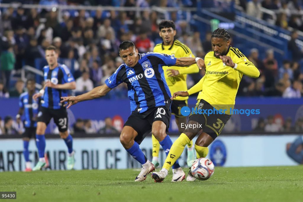 Alexis Sánchez #10 of CF Montreal and Steven Moreira #31 of Columbus Crew battle for the ball during the match between CF Montreal and Columbus Crew at Saputo Stadium. on September 19, 2026 in Montreal, Canada. (Photo by Horacio Zamora/ Eyepix Group) (Photo by Horacio Zamora/ Eyepix Group/Eyepix via Nexpher Images)