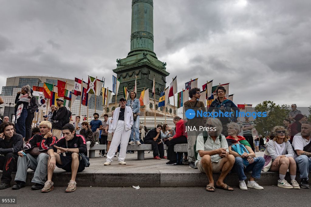 PARIS, FRANCE, SEPTEMBER 20, 2026: Demonstrators gather at Place de la République in Paris during a protest against a proposed law granting police and gendarmes a presumption that their use of firearms complied with legal requirements. Opponents have dubbed the legislation a “licence to kill,” arguing that it could weaken accountability for police shootings. Around 21,000 people joined the Paris demonstration, according to police. Gendarmes used tear gas as tensions escalated during the protest. Photo by Nadia Caimi / JNA Press (Photo by Nadia Caimi/JNA Press via Nexpher Images)