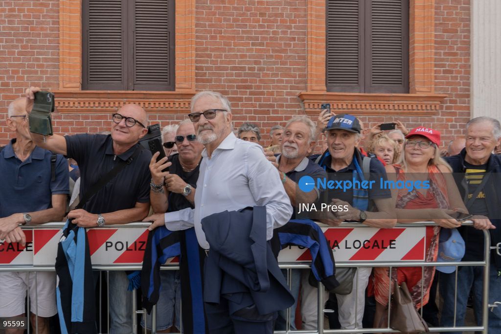 MILAN, ITALY, SEPTEMBER 21, 2026: The coffin of Italian football legend Sandro Mazzola is carried during his funeral at the Basilica of Sant’Ambrogio in Milan. Hundreds of supporters, former Inter players and representatives of Italian football attended the ceremony to pay tribute to Mazzola, who died on September 19 at the age of 83. The former Inter Milan and Italy star spent his entire professional career with Inter, winning four Serie A titles and two European Cups, and was part of Italy’s European Championship-winning team in 1968. Photo by Calogero Russo/ JNA Press. (Photo by calogero russo/JNA Press via Nexpher Images)