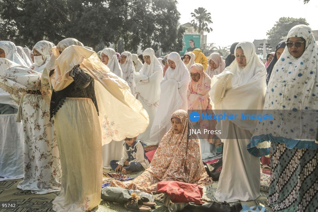 SOLO, CENTRAL JAVA, INDONESIA, SEPTEMBER 22, 2026: Hundreds of Muslims perform Salat al-Istisqa, a traditional Islamic prayer seeking rain, in Solo, Central Java, amid prolonged dry conditions affecting the region. Worshippers gathered to pray for rainfall as communities across parts of Indonesia face drought and other impacts of the dry season. Photo by Yoma Times / JNA Press. (Photo by Yoma Times Suryadi/JNA Press via Nexpher Images)