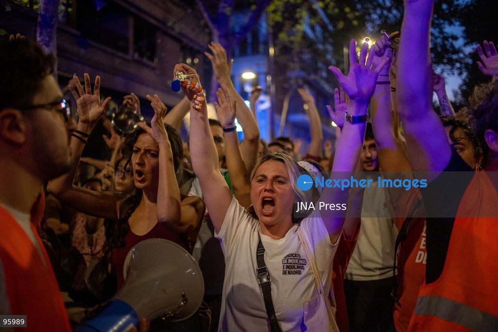 MADRID, SPAIN, SEPTEMBER 23, 2026: Thousands of demonstrators march through central Madrid following the eviction of 87-year-old Maricarmen Abascal from the home where she had lived for more than 70 years. Protesters denounced housing speculation and rising housing costs and called for stronger protections for tenants and access to affordable housing. Around 10,000 people joined the evening demonstration, according to the Government Delegation in Madrid. Photo by C. Carvajal / JNA Press. (Photo by C. Carvajal/JNA Press via Nexpher Images)