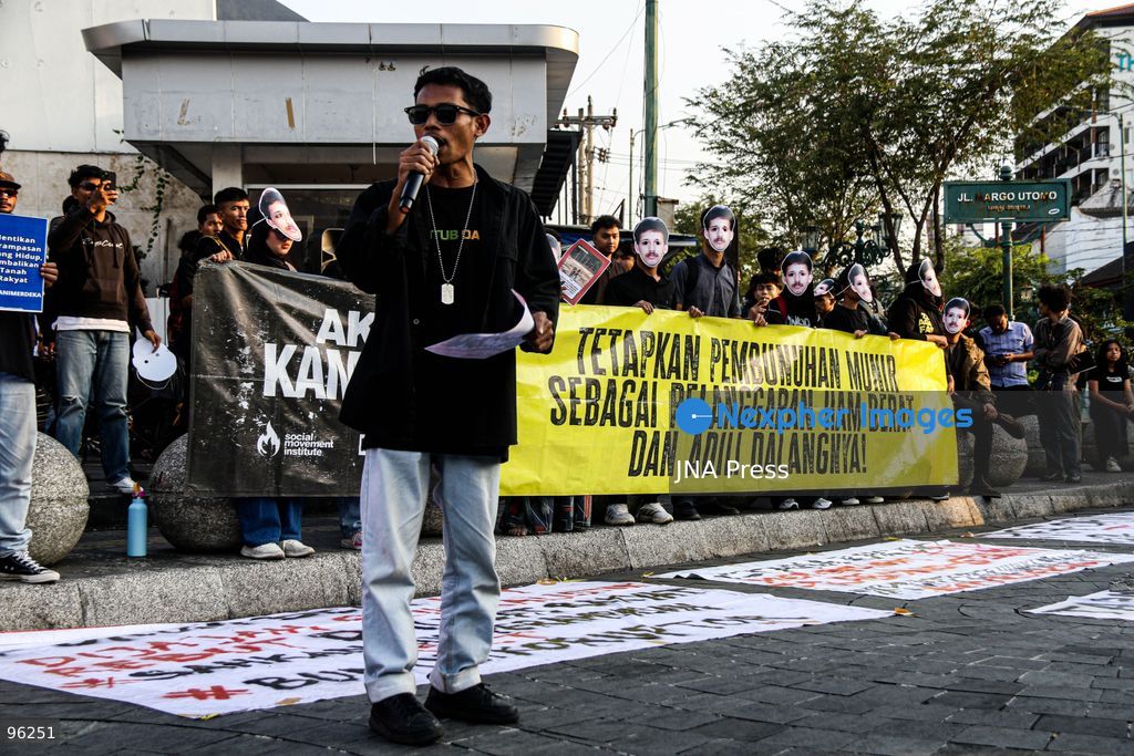 YOGYAKARTA, INDONESIA, SEPTEMBER 24, 2026: Students and civil society activists take part in the weekly Kamisan protest at Tugu Yogyakarta, commemorating 22 years since the killing of Indonesian human rights activist Munir Said Thalib. Munir died from arsenic poisoning aboard a flight to the Netherlands on September 7, 2004. Participants used the gathering to remember Munir and call for accountability in unresolved human rights cases in Indonesia. Photo by Ilham Nur Arifin / JNA Press. (Photo by Ilham Nur Arifin/JNA Press via Nexpher Images)