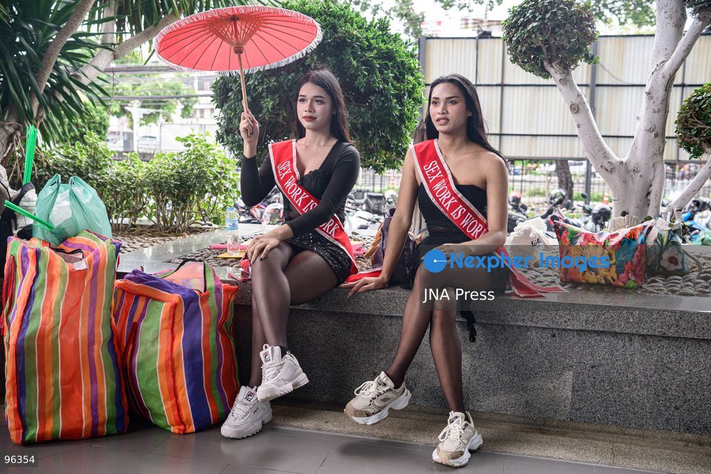 BANGKOK, THAILAND, SEPTEMBER 24, 2026: Sex workers’ rights activists demonstrate at the Ministry of Social Development and Human Security in Bangkok, calling for legislation to decriminalize sex work and provide labor protections. Thailand’s 1996 Prevention and Suppression of Prostitution Act criminalizes sex work, while rights groups are campaigning for legal recognition and access to labor and social protections. Photo by Watsawat Koktabtim / JNA Press. (Photo by Watsawat Koktabtim/JNA Press via Nexpher Images)