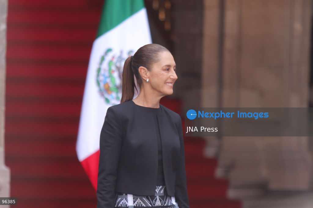 MEXICO CITY, MEXICO, SEPTEMBER 24, 2026: Mexican President Claudia Sheinbaum welcomes South Korean President Lee Jae-myung during an official ceremony at the National Palace in Mexico City. Lee is on a state visit to Mexico, where the two leaders are holding talks focused on bilateral trade, investment and cooperation between the two countries. The visit marks the first state visit by a South Korean president to Mexico in 16 years. Photo by Carlos Santiago / JNA Press. (Photo by Carlos Santiago/JNA Press via Nexpher Images)
