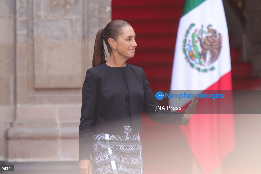MEXICO CITY, MEXICO, SEPTEMBER 24, 2026: Mexican President Claudia Sheinbaum welcomes South Korean President Lee Jae-myung during an official ceremony at the National Palace in Mexico City. Lee is on a state visit to Mexico, where the two leaders are holding talks focused on bilateral trade, investment and cooperation between the two countries. The visit marks the first state visit by a South Korean president to Mexico in 16 years. Photo by Carlos Santiago / JNA Press. (Photo by Carlos Santiago/JNA Press via Nexpher Images)