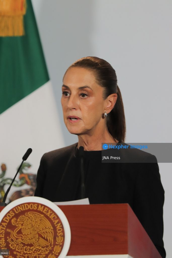 MEXICO CITY, MEXICO, SEPTEMBER 24, 2026: Mexican President Claudia Sheinbaum and South Korean President Lee Jae-myung speak during a joint press conference in the Treasury Room of the National Palace in Mexico City following bilateral talks during Lee’s state visit to Mexico. Photo by Carlos Santiago / JNA Press. (Photo by Carlos Santiago/JNA Press via Nexpher Images)