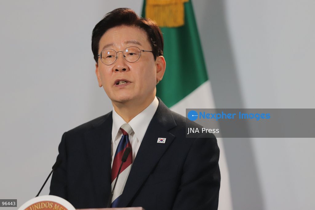 MEXICO CITY, MEXICO, SEPTEMBER 24, 2026: Mexican President Claudia Sheinbaum and South Korean President Lee Jae-myung speak during a joint press conference in the Treasury Room of the National Palace in Mexico City following bilateral talks during Lee’s state visit to Mexico. Photo by Carlos Santiago / JNA Press. (Photo by Carlos Santiago/JNA Press via Nexpher Images)