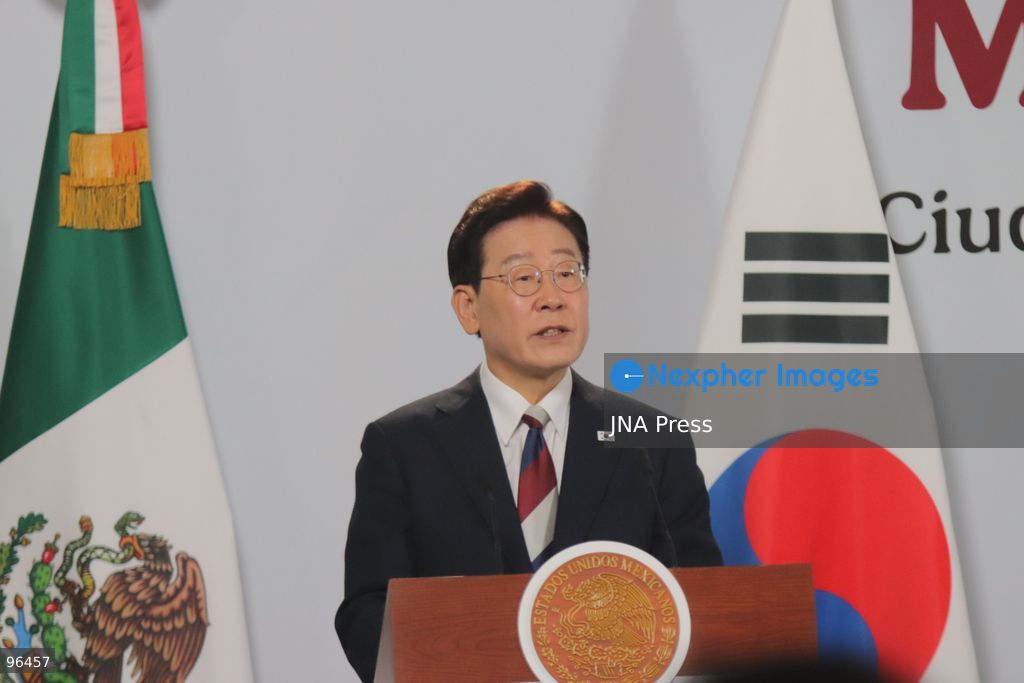 MEXICO CITY, MEXICO, SEPTEMBER 24, 2026: Mexican President Claudia Sheinbaum and South Korean President Lee Jae-myung speak during a joint press conference in the Treasury Room of the National Palace in Mexico City following bilateral talks during Lee’s state visit to Mexico. Photo by Carlos Santiago / JNA Press. (Photo by Carlos Santiago/JNA Press via Nexpher Images)
