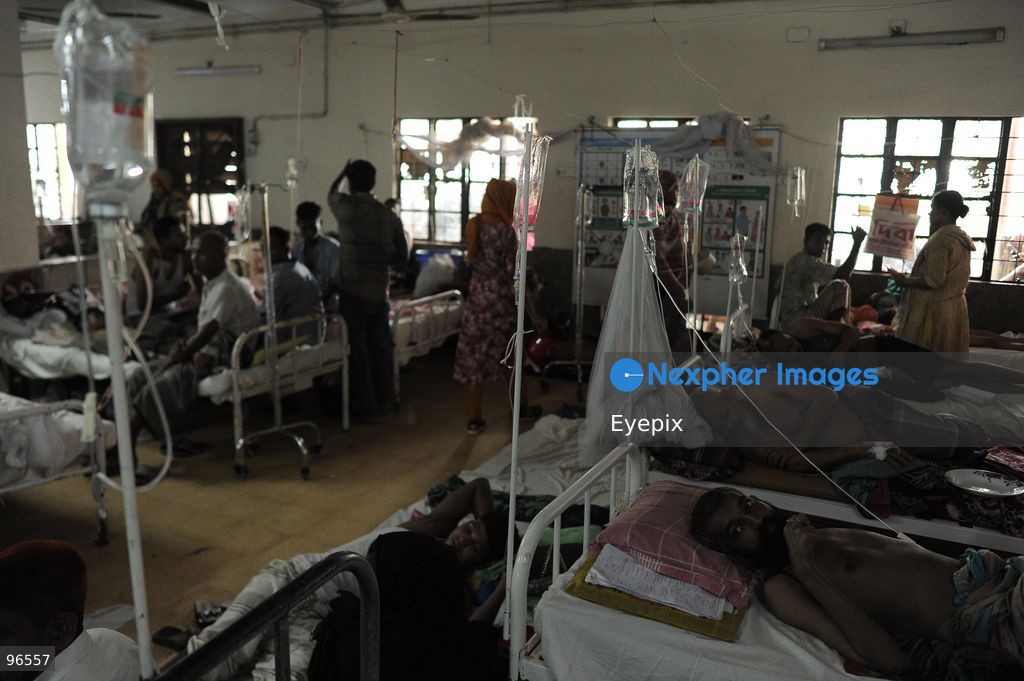 Patientst receive treatment in the dengue ward at Chattogram Medical College Hospital (CMCH) amid a surge in cases across Bangladesh. According to hospital personnel, CMCH has admitted an average of 75 dengue patients daily over the past week, with many arriving from upazilas like Sitakunda, Karnaphuli, and Banshkhali after suffering from severe fever for three to eight days. (Photo by Md Rafayat Haque Khan/ Eyepix Group) (Photo by Md Rafayat Haque Khan/ Eyepix Group/Eyepix via Nexpher Images)