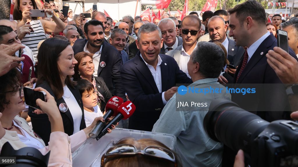 IZMIR, TURKEY, SEPTEMBER 26, 2026: New Party Chairman Özgür Özel addresses party members during district leadership primary elections in Izmir. Özel visited voting events in Gaziemir and Bornova as party members selected candidates for district leadership posts. Speaking in Gaziemir, Özel said he would step down if he fails to make his party the leading political force and bring it to power in the next general election. Photo by Turgay Kilic / JNA Press. (Photo by Turgay Kilic/JNA Press via Nexpher Images)